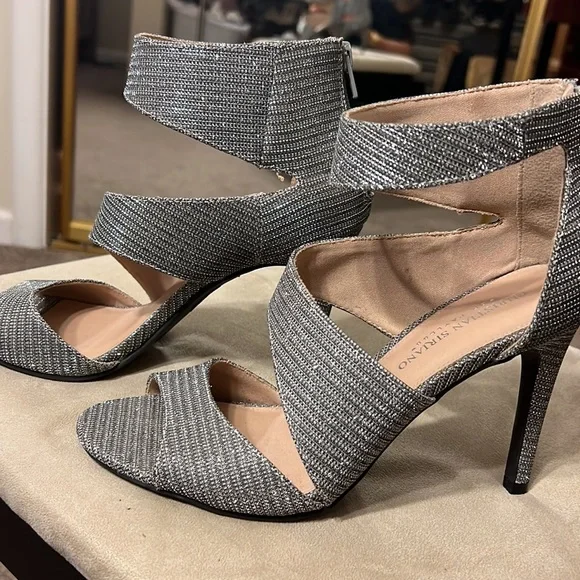 Christian Siriano high heels - Picture 6 of 6